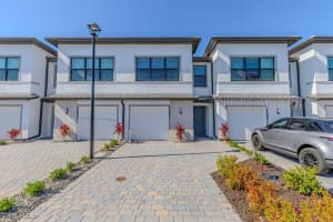 27842 SOLIS GRANDE Drive, Naples, FL 34135 - MLS#226000291