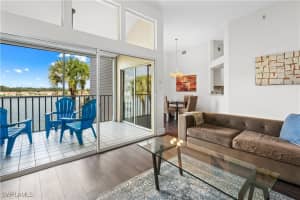 2711 Citrus Lake Drive, Naples, FL 34109 - MLS#226000293