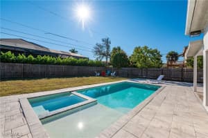 714 105th Ave N, Naples