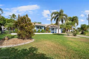 101 41st Terrace, Cape Coral, FL 33904 - MLS#226000297