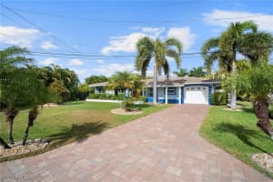 101 41st Terrace, Cape Coral, FL 33904 - MLS#226000297