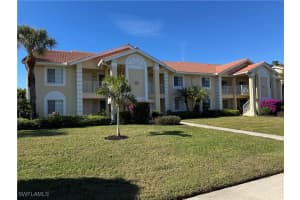7773 Jewel Ln 202, Naples