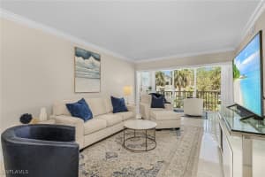 234 Banyan Boulevard, Naples, FL 34102 - MLS#226000385