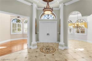 1733 supreme Court, Naples, FL 34110 - MLS#226000390