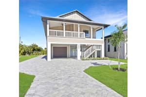 3085 Connecticut Ave, Naples