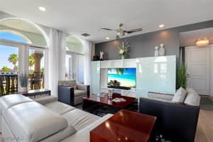 900 5th Ave S 303 Naples, FL 34102 - Off Market