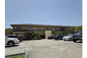 10632 Woods Circle, Bonita Springs, FL 34135 - MLS#226000514