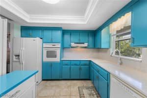 402 Se 42nd Ter D-7, Cape Coral