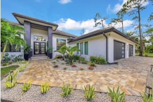 4186 3rd Avenue, Naples, FL 34119 - MLS#226000552