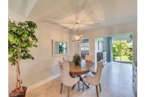 4706 West Boulevard, Naples, FL 34103 - MLS#226000557