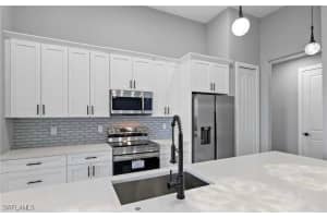 324 El Dorado Boulevard, Cape Coral, FL 33991 - MLS#226000591