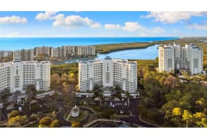 325 Dunes Boulevard, Naples, FL 34110 - MLS#226000600