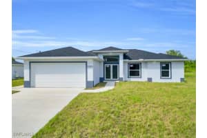 1023 Pilgrim St E, Lehigh Acres