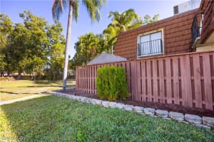 5214 Cedarbend Drive, Fort Myers, FL 33919 - MLS#226000635