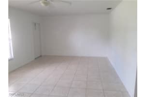 536 111th Ave N Naples, FL 34108 - Off Market