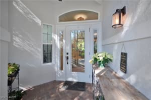 107 Amblewood Lane, Naples, FL 34105 - MLS#226000658