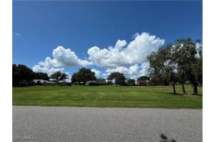 13 Meadowlake Circle, Lake Placid, FL 33852 - MLS#226000676