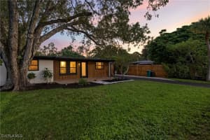 1280 Pine Street, Naples, FL 34104 - MLS#226000680