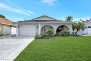 738 101st Avenue, Naples, FL 34108 - MLS#226000701