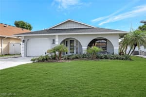 738 101st Avenue, Naples, FL 34108 - MLS#226000701