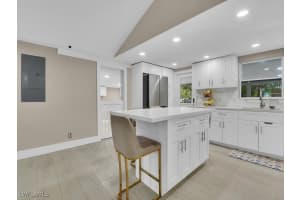 2180 DELLA Drive, Naples, FL 34117 - MLS#226000707