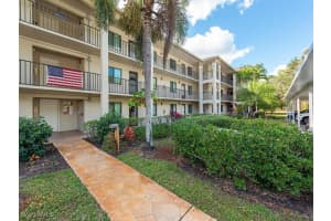 5776 Deauville Circle, Naples, FL 34112 - MLS#226000778