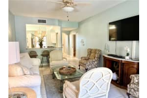 401 Bayfront Place, Naples, FL 34102 - MLS#226000806