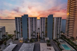 1925 Clifford Street, Fort Myers, FL 33901 - MLS#226000808