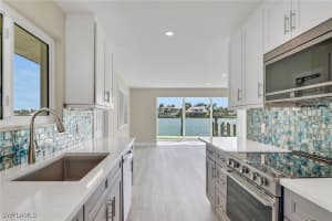 2500 Gulf Shore Boulevard, Naples, FL 34103 - MLS#226000812