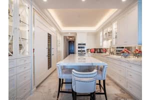 5051 PELICAN COLONY Boulevard, Bonita Springs, FL 34134-6903 - MLS#226000835