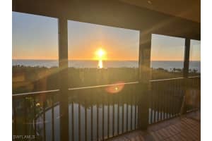 15 Bluebill Ave 702, Naples