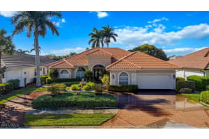 4971 Rustic Oaks Circle, Naples, FL 34105 - MLS#226000846