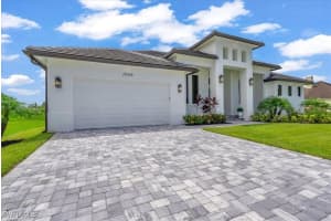 18018 Greenwood Drive, Naples, FL 34114 - MLS#226000886