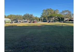 670 Park Street, Naples, FL 34102 - MLS#226000901