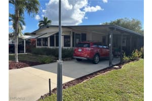 24 Turquoise Avenue, Naples, FL 34114 - MLS#226000906