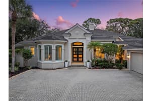 12147 Colliers Reserve Drive, Naples, FL 34110 - MLS#226000931