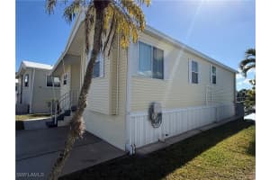 362 Bobcat Run, Naples, FL 34114 - MLS#226000994