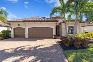 28095 Kerry Court, Bonita Springs, FL 34135 - MLS#226001003