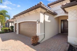 28095 Kerry Court, Bonita Springs, FL 34135 - MLS#226001003