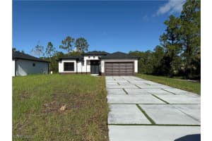 3224 37th Ave Ne, Naples