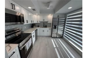 207 Palm Drive, Naples, FL 34112 - MLS#226001088