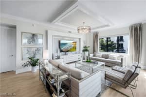 1135 3rd Avenue, Naples, FL 34102 - MLS#226001184