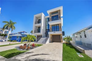 455 Palermo Circle, Fort Myers Beach, FL 33931 - MLS#226001197