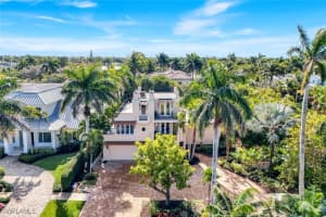 210 Central Avenue, Naples, FL 34102 - MLS#226001201