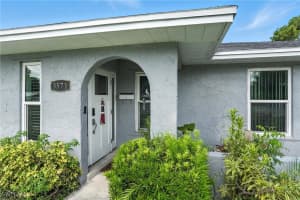 3571 Santiago Way, Naples, FL 34105 - MLS#226001208