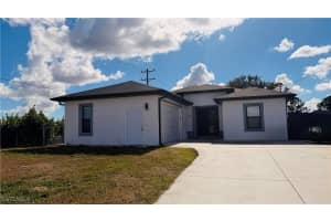 3101 29th Street, Lehigh Acres, FL 33976 - MLS#226001214