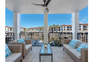 1530 5th Ave S C206, Naples