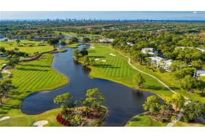 1014 Wildwood Ln 1014, Naples