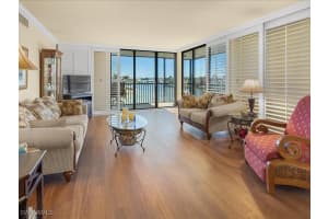 10482 Gulf Shore Drive, Naples, FL 34108 - MLS#226001269