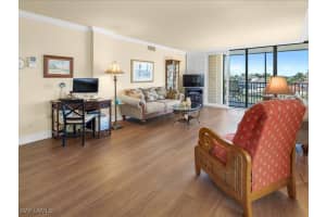 10482 Gulf Shore Drive, Naples, FL 34108 - MLS#226001269